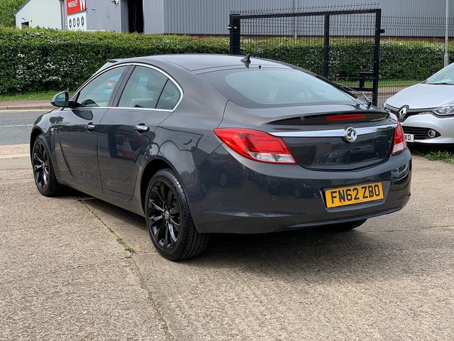 VAUXHALL Insignia ELITE NAV 2.0CDTi 16v (160PS) Auto (2012) - Picture 3