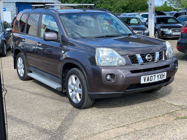 NISSAN X-Trail 2.0 dCi 150 Sport 4x4 (2007) - Picture 2