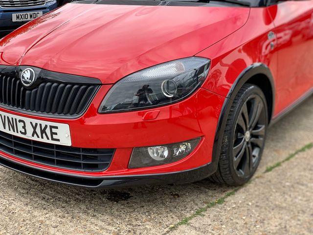 SKODA Fabia Monte Carlo 1.6 TDI CR 105bhp (2013) - Picture 8