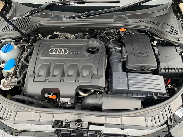 AUDI A3 2.0 TDI 140PS Sportback (2010) - Picture 33