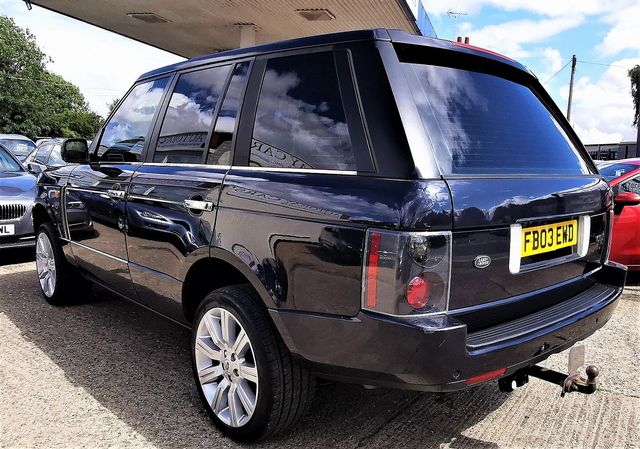 LAND ROVER Range Rover 3.0 Td6 Vogue (2003) for sale  in Peterborough, Cambridgeshire | Autobay Cars - Picture 7