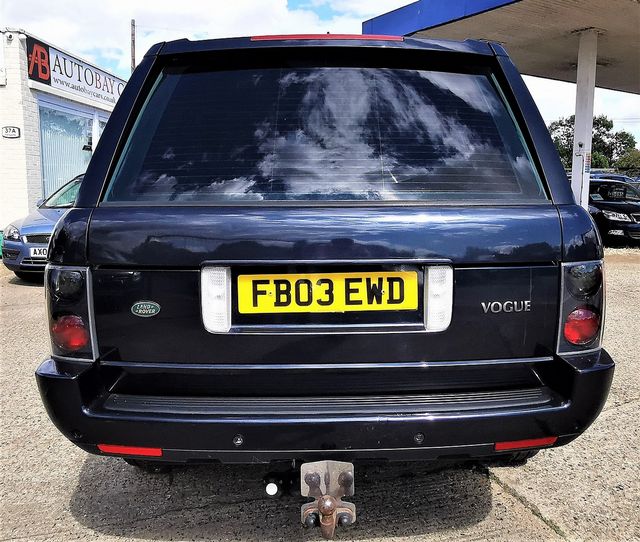 LAND ROVER Range Rover 3.0 Td6 Vogue (2003) for sale  in Peterborough, Cambridgeshire | Autobay Cars - Picture 9