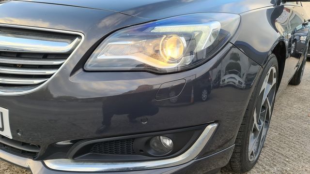 VAUXHALL Insignia LIMITED EDITION 2.0CDTi (163PS) auto (2013) - Picture 8