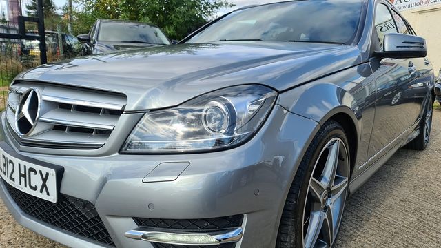 MERCEDES C-Class C 220 CDI BlueEFFICIENCY AMG Sport Auto (2012) - Picture 8